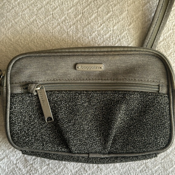 Baggallini Grey Adjustable‎ Crossbody Bag Purse - Picture 5 of 6